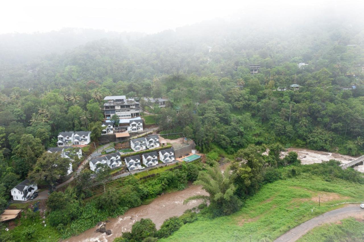 Eden Woods Resorts And Spa Munnar Exterior photo